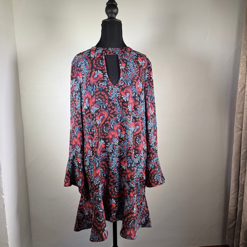Xhilaration Dress Womens XL Multicolor Floral Boho Bell Sleeve Fit &‎ Flare